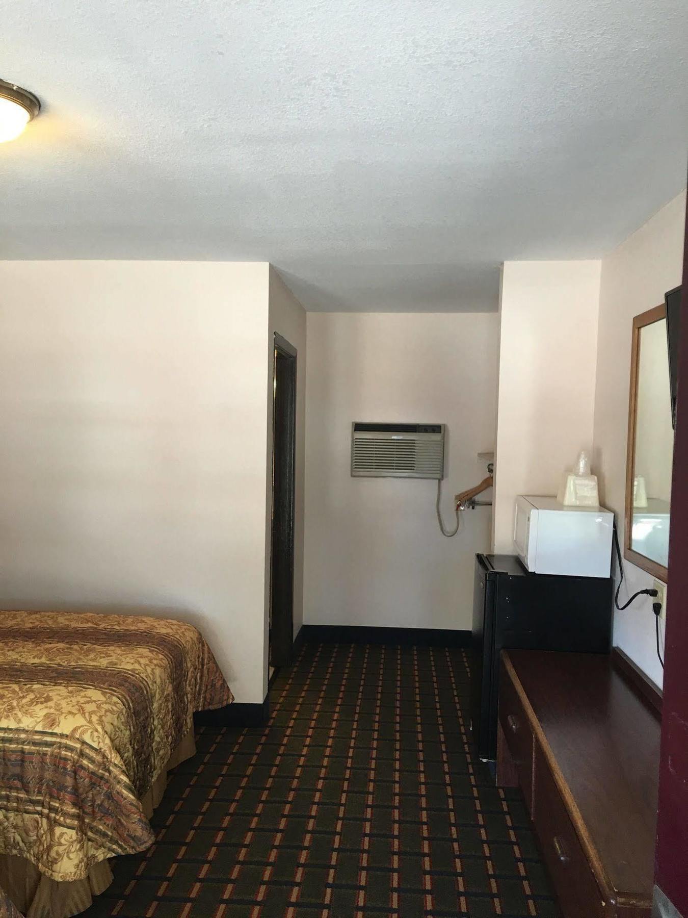 Best Value Inn Motel Sandusky Marianna Εξωτερικό φωτογραφία