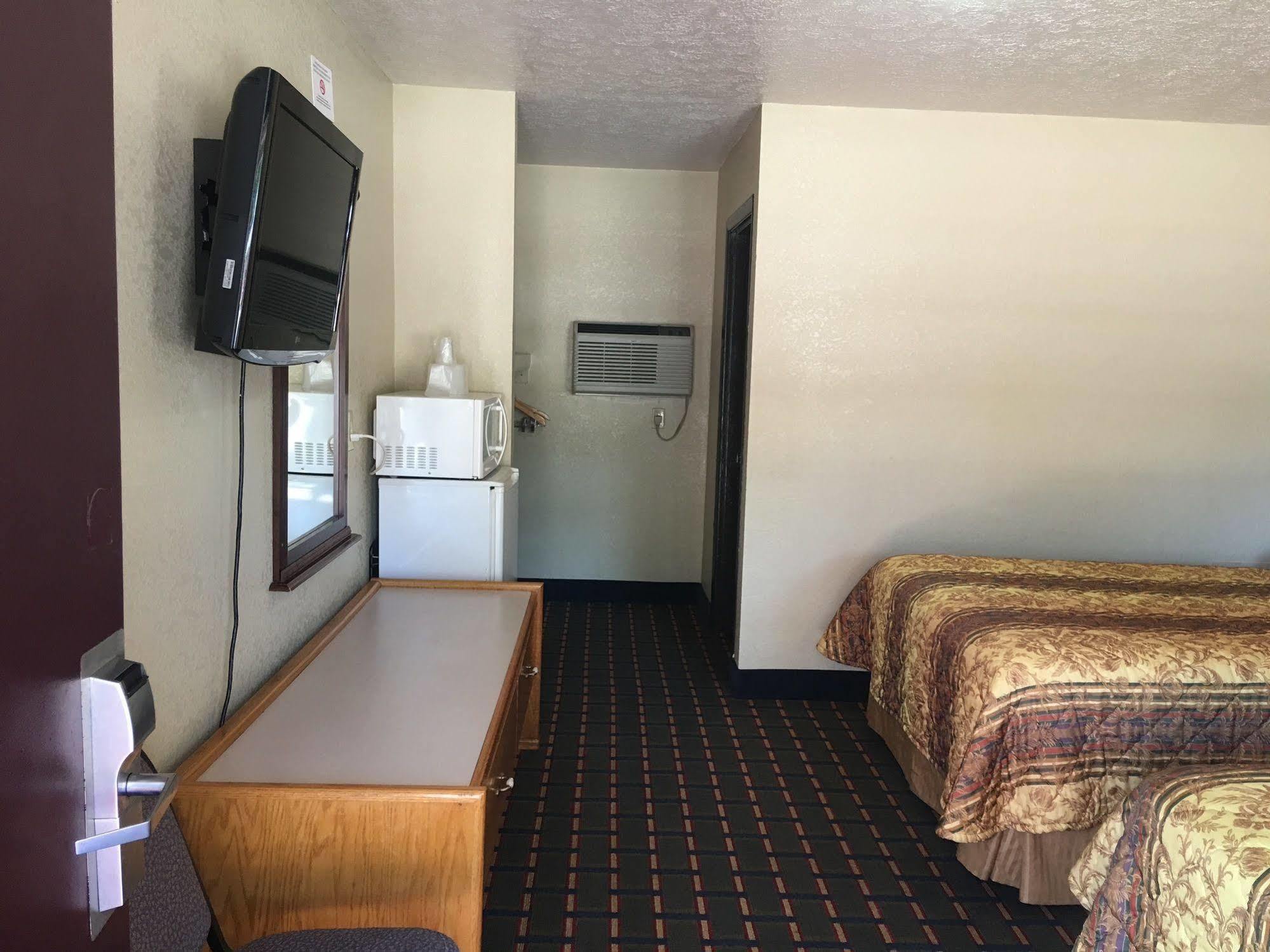 Best Value Inn Motel Sandusky Marianna Εξωτερικό φωτογραφία